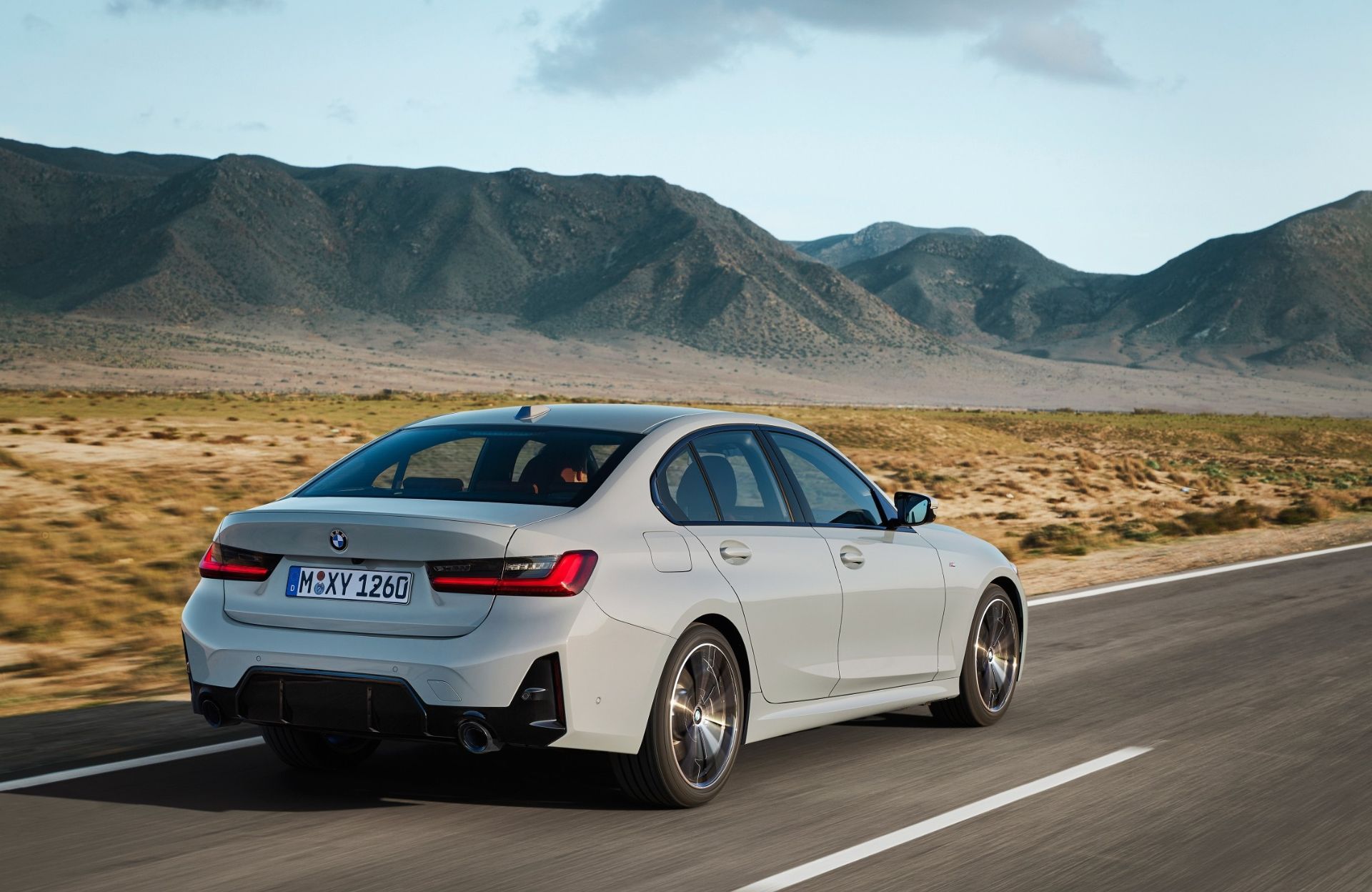 BMW 330e